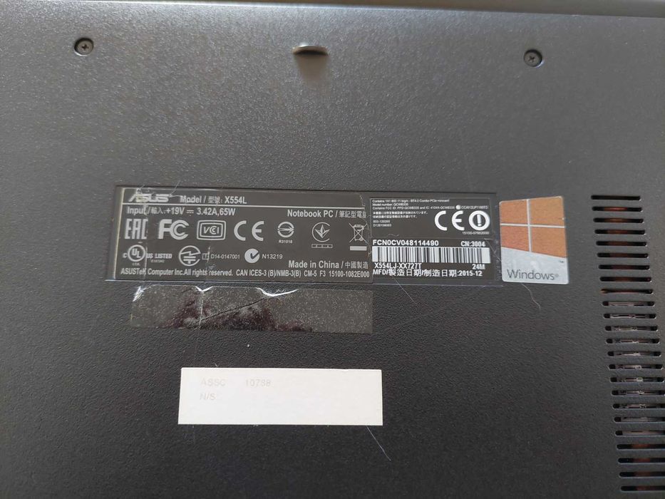 Portátil ASUS 554L (A Funcionar)