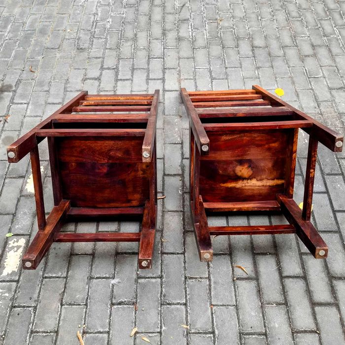 Komplet 2 krzeseł z litego drewna | Style kolonialny / meble indyjskie