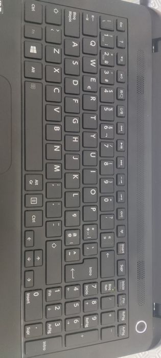 Portátil Toshiba com Ecrã Tactil/Touch