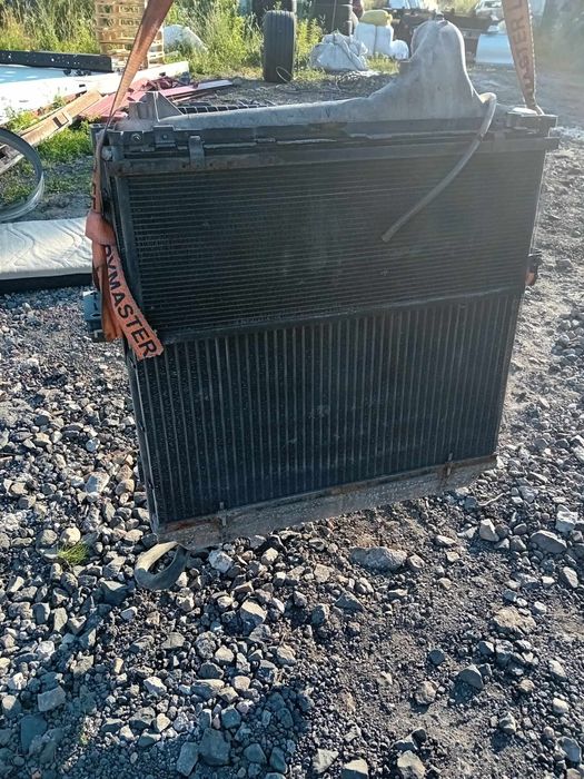 Sprzedam komplet chlodnic renault gama T