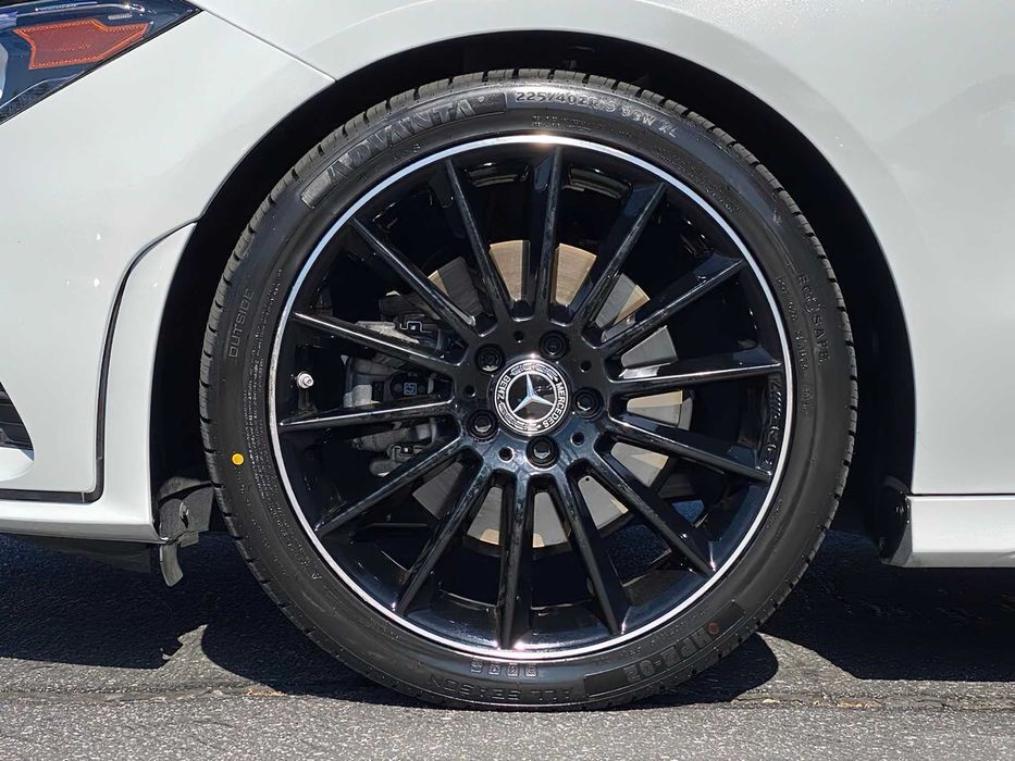 Mercedes-Benz CLA 250      2022