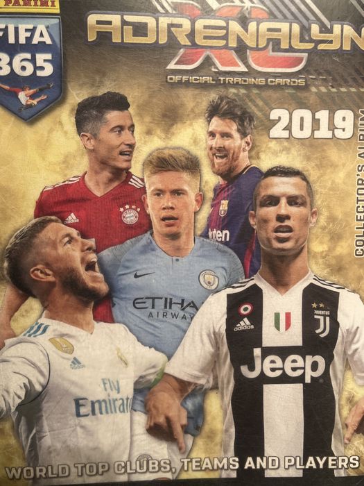 Karty panini FIFA 2019.
