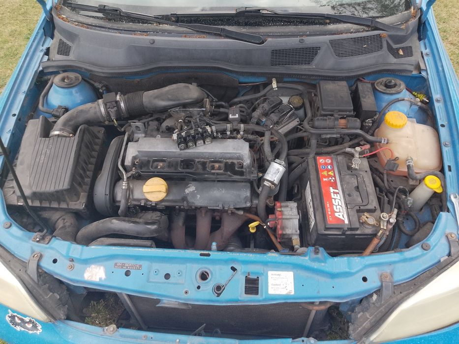 Opel Astra 2 II G Bertone 1.8 16V LPG