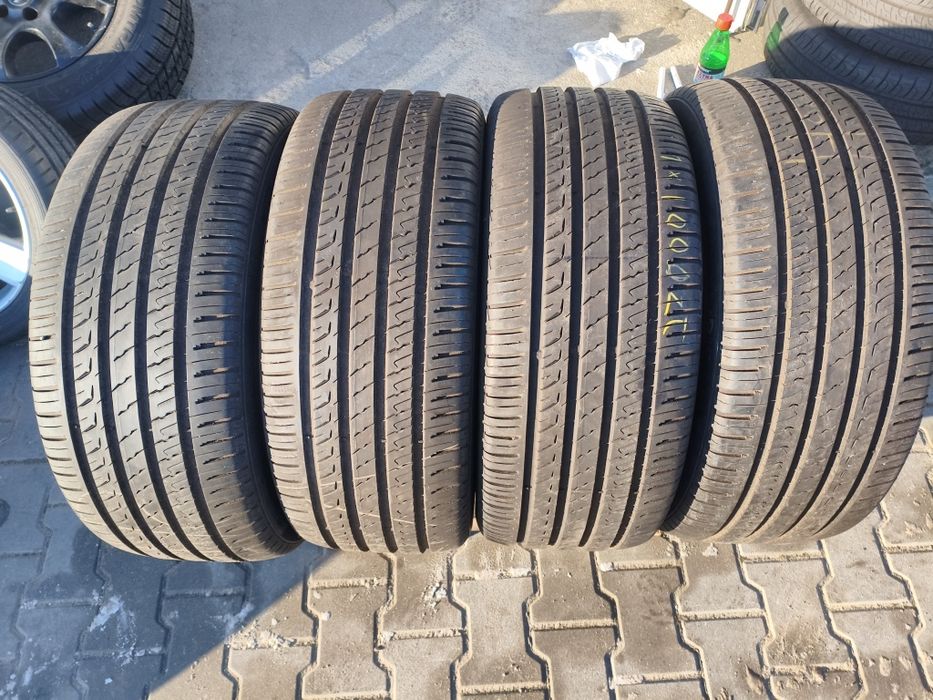 Komplet opon letnich demo nowe 265/45 R 20 108 Y Barum