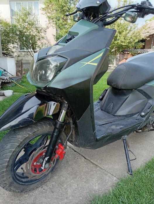 Продам скутер Форте 150 куб