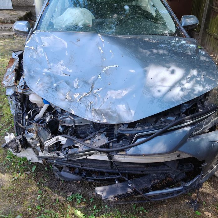 Toyota Corolla Pierwszy właściciel uszkodzony