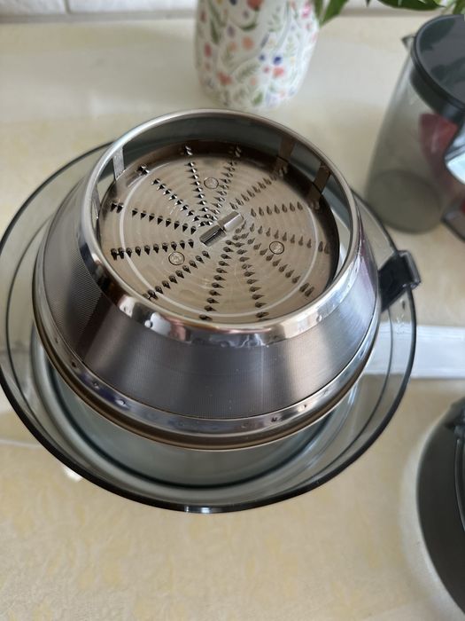 Соковижималка Соковитискач відцентровий Philips