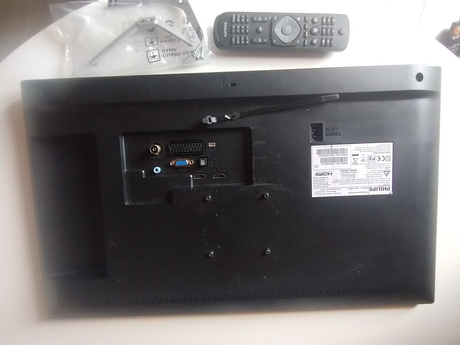 TV 24" Philips 24PHT4000/12+ dekoder DVB T2 gratis!