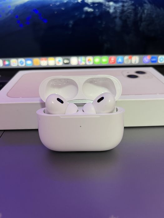 Apple AirPods Pro 2 на гарантії з цілим комплектом