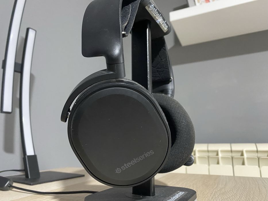 Headset Arctis 5 Black com RGB