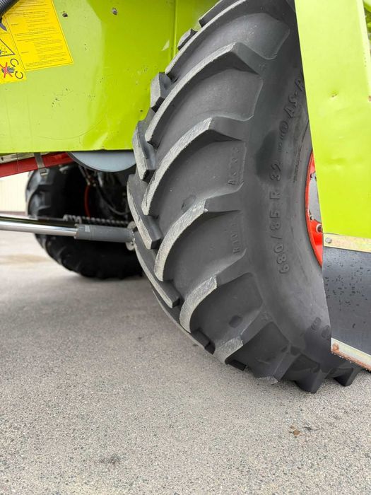Комбайн Claas Lexion 460 Evolution 2002