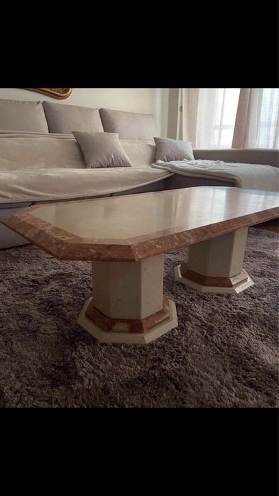 Mesa de pedra marmore  crema marfil e rosso verona