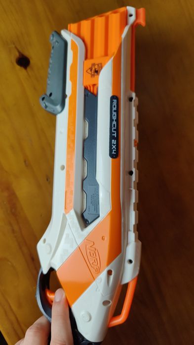Nerf Elite Rough Cut 2x4