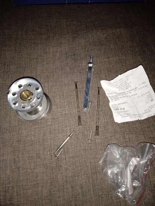 Klamka do drzwi nowa