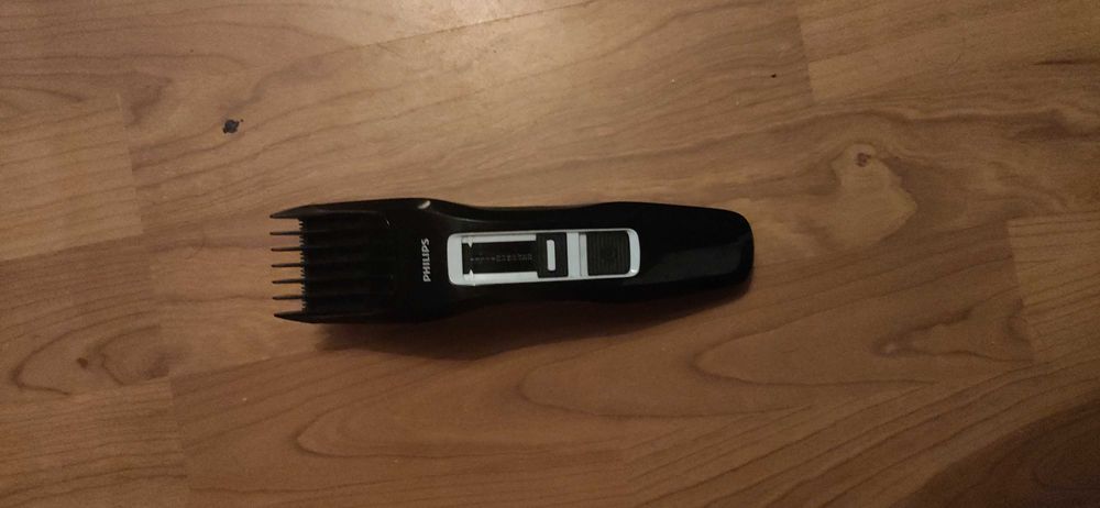 Máquina de Cabelo da Phillips como nova