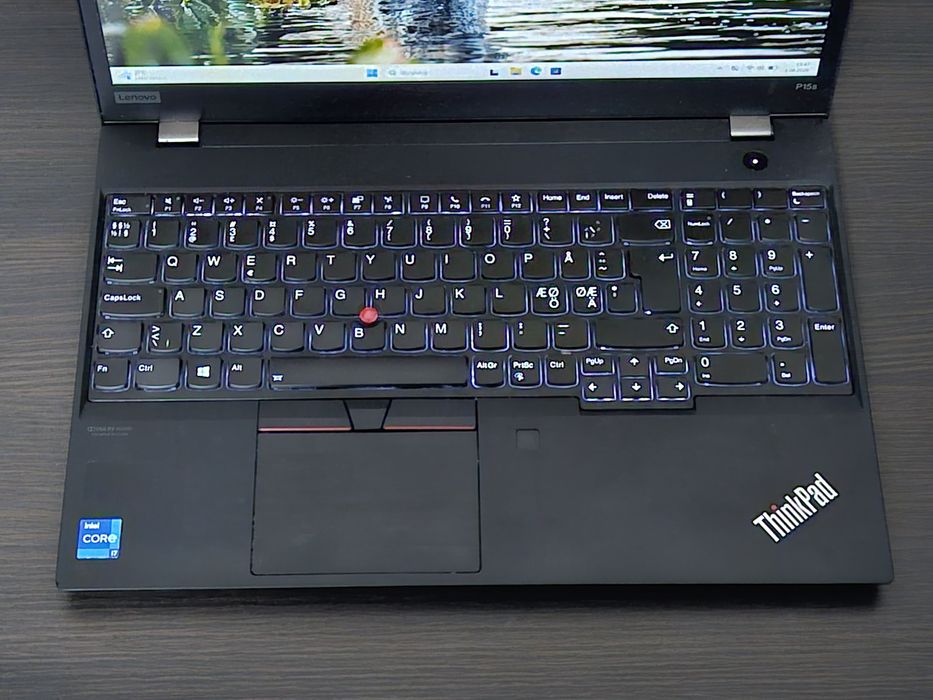 Laptop Lenovo ThinkPad P15S i7 NVIDIA 4GB 15.6"