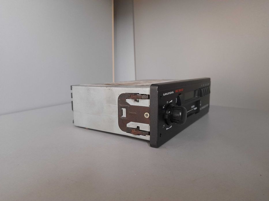 Radio Grundig WKC1800VD Mercedes w201 w124 w126