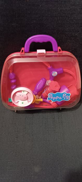 Mala de médicos Peppa