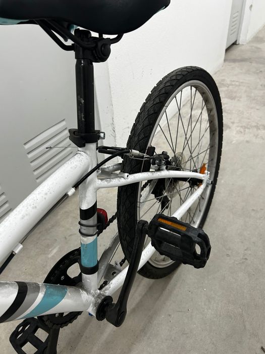 B’TWIN Bicicleta de Adolescente – Muito Pouco Uso – Excelente Estado