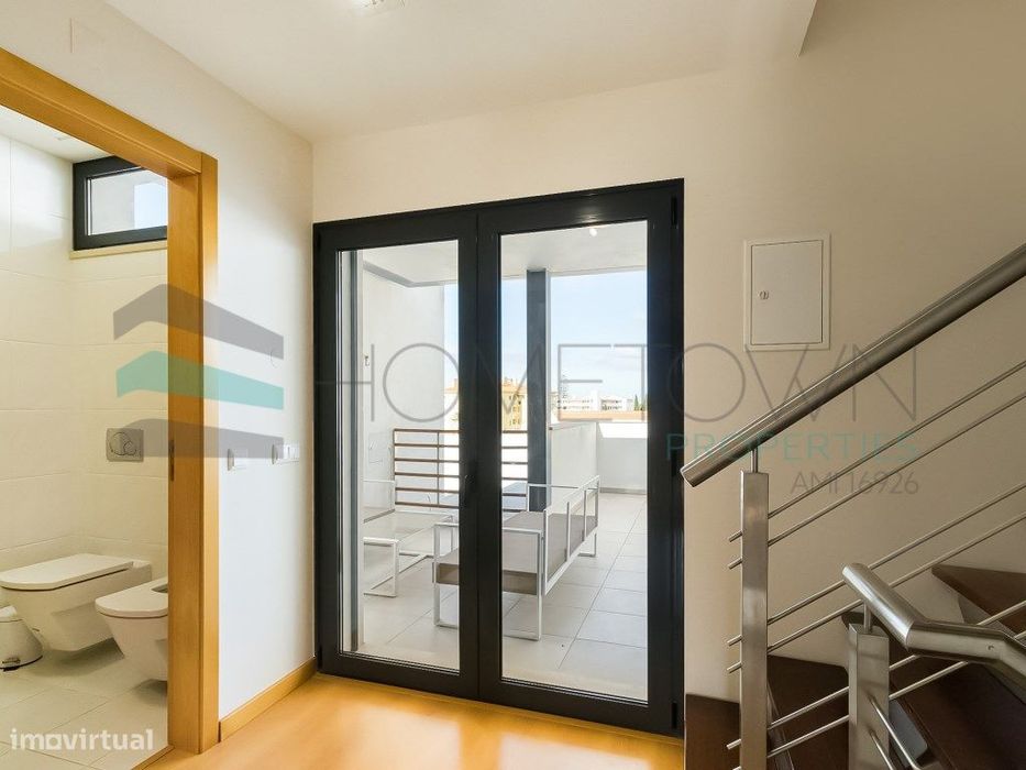 Moradia em banda V3+2 Vilamoura
