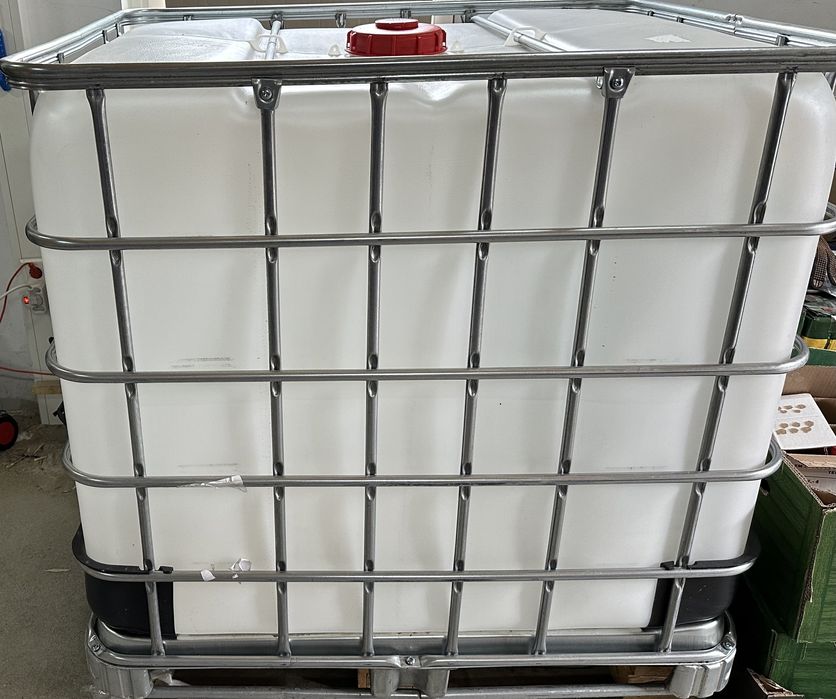 Mauzer 1000L z kranikiem Super Stan