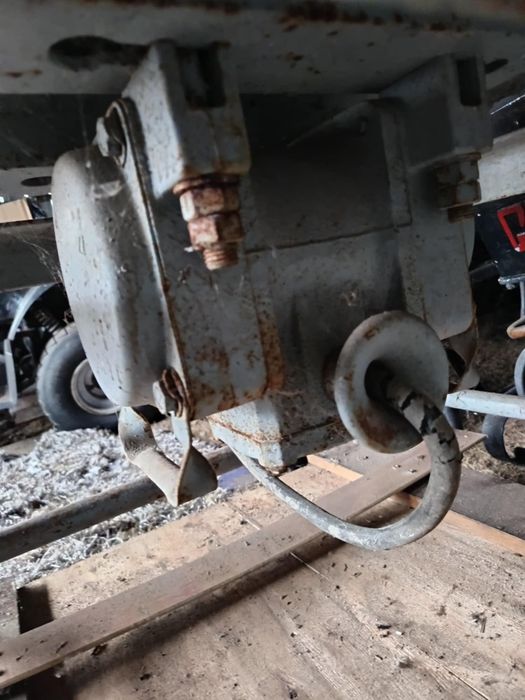 Stół wibracyjny plus formy