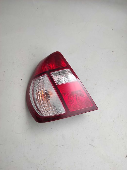 RENAULT Thalia Lift, Lampa lewy tył z wkładem VALEO
