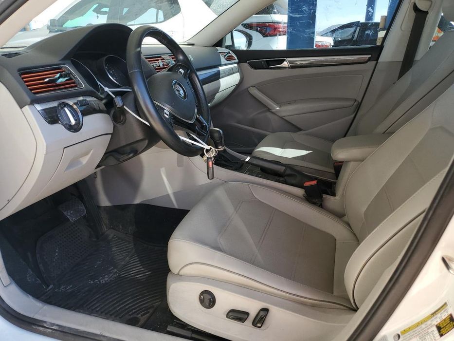 Volkswagen Passatт б8