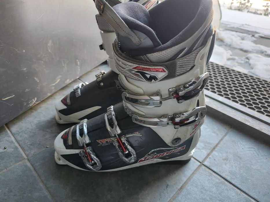 Buty narciarskie Nordica machine 30.5 flex 75