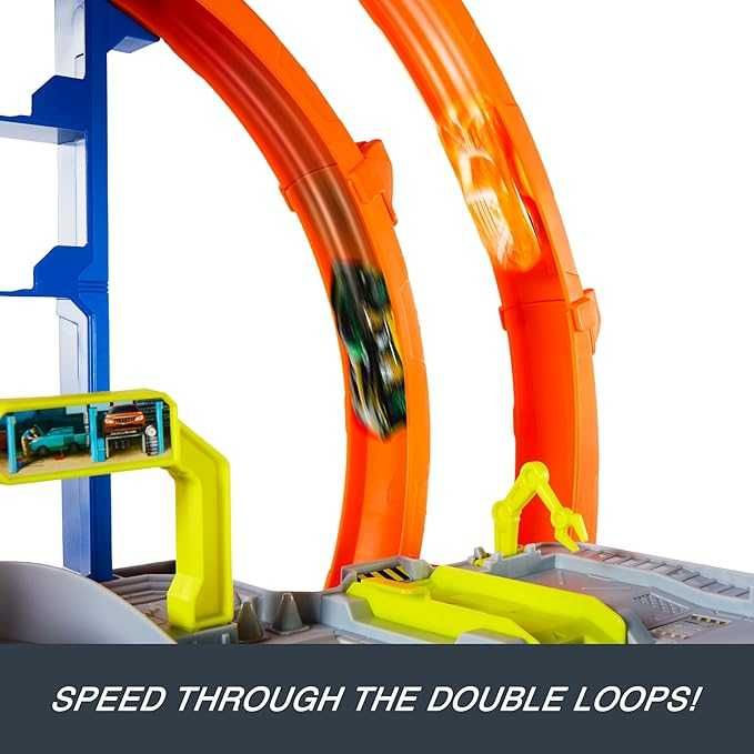 Hot Wheels City Гараж з мега петлею хот вілс JBM74