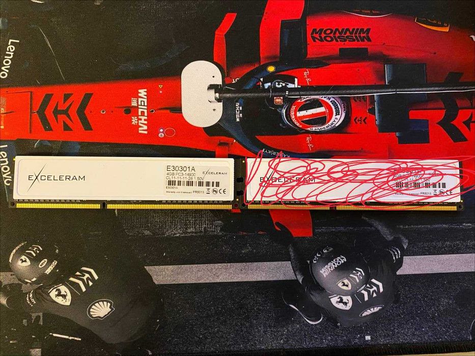 Оперативна пам’ять DDR3 4GB 1866MHz PC3-14900 Exceleram