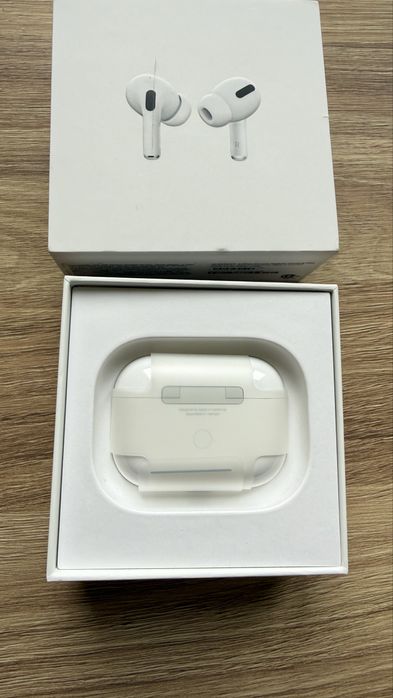 Навушники AirPods Pro 1