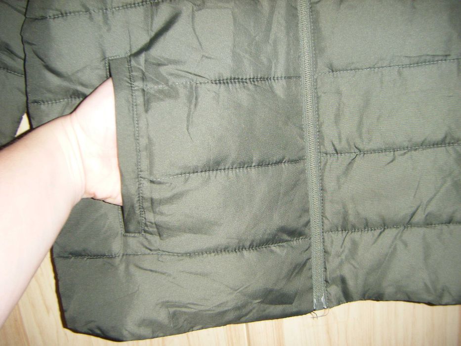 Стеганная демисезонная куртка на парня 13-14 лет, рост 152-164 см