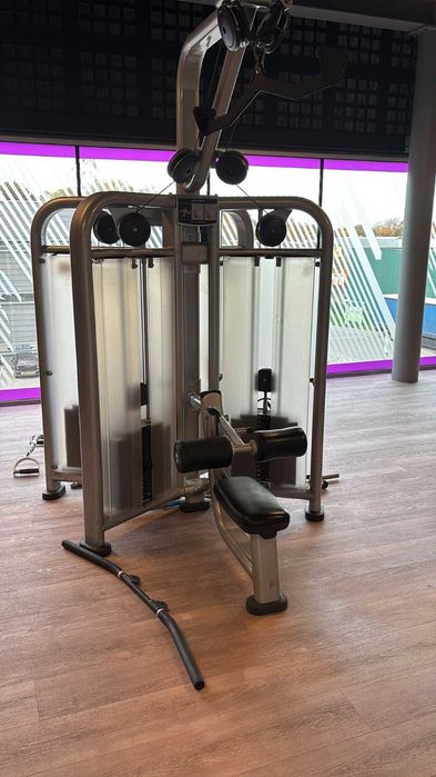 Zestaw 4 maszyn Life fitness Cable Motion shoulder, chest , row ,pull