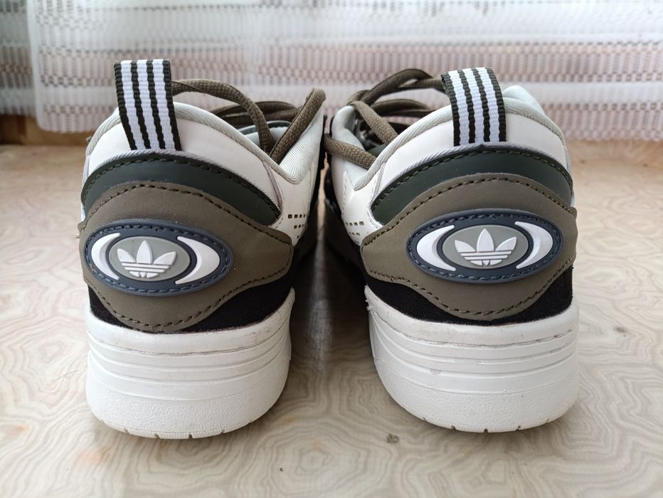 Кросівки Adidas Adi2000