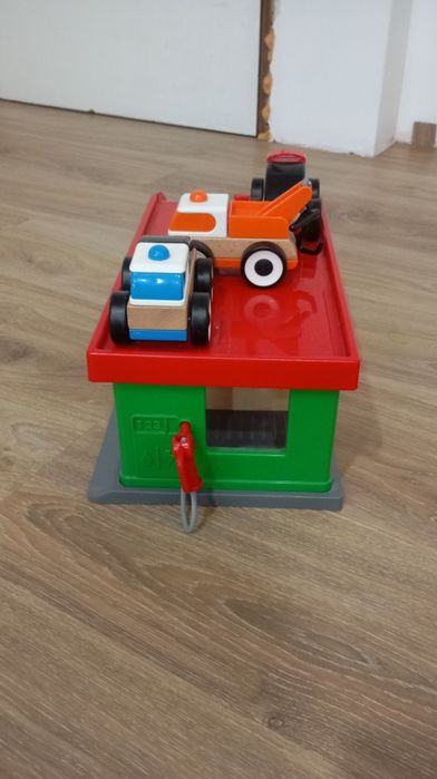 Garagem com 3 carros - Lillabo