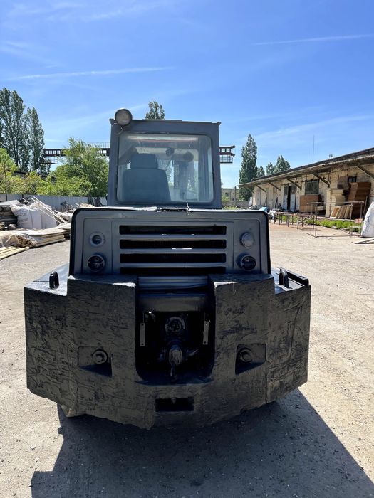 Навантажувач Львівський 5т