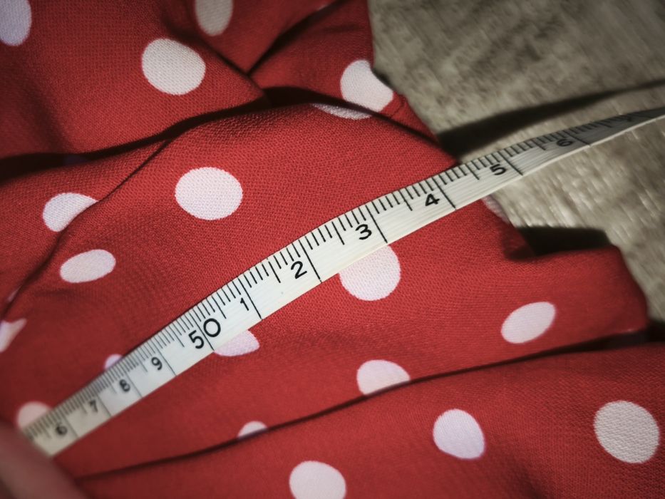 Сукня в горошок для дівчинки 2-5р