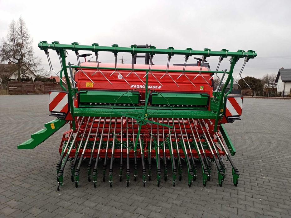 Zestaw Uprawowo-Siewny Nadbudowany AGRO-MASZ SN301 3.0m siewnik