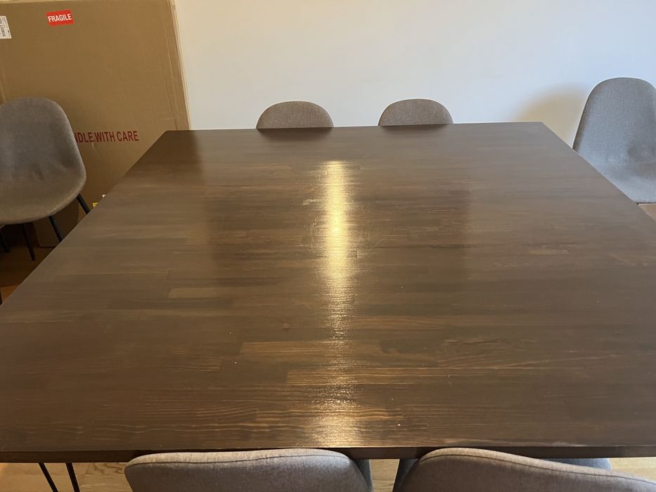 Mesa de jantar em pinho quadrada (160x160)