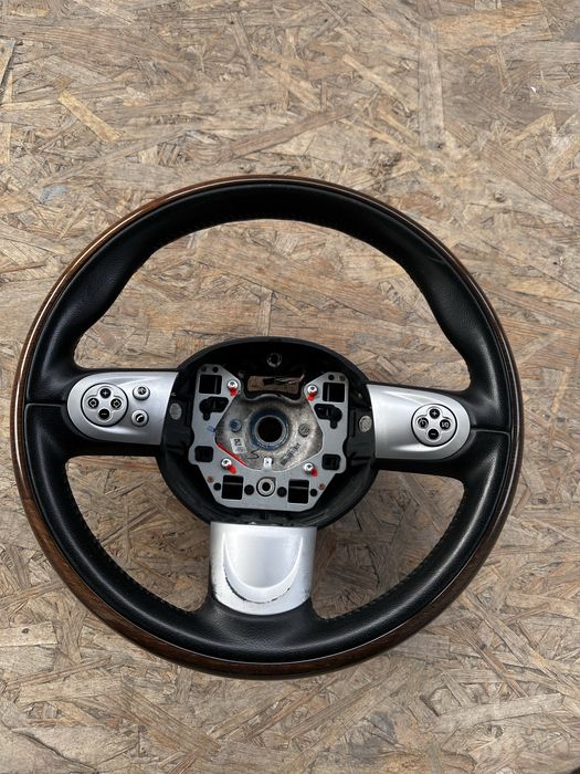 Деревяный руль мини купер в отличном состоянии