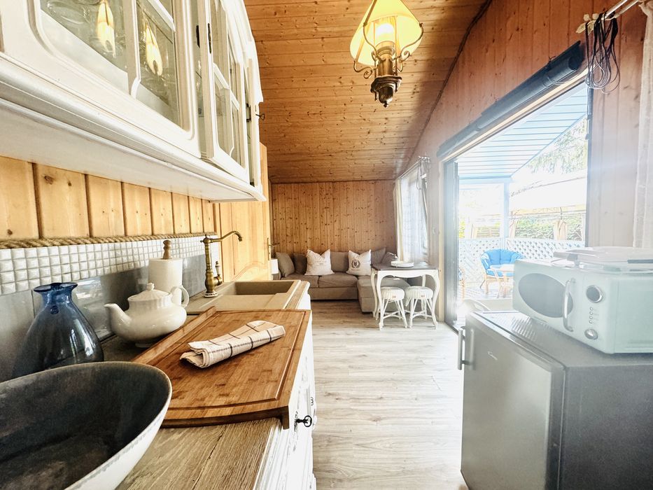 Ogrodzony na wylacznosc PROWANSJA II  Pobyt z psem. Plac zabaw.