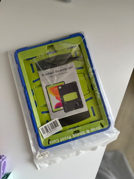 Чохол на планшет iPad новий дитячий