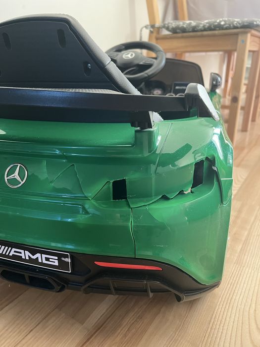 Mercedes Dziecięcy pojazd na akumulator