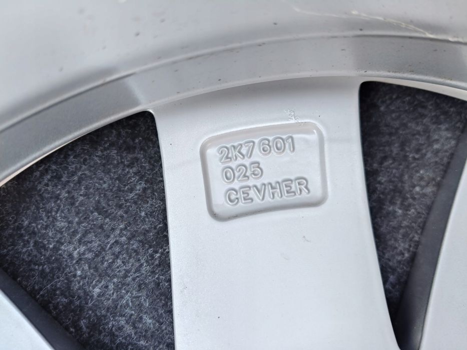 felga vw caddy v 2k7601025 16 oryginał tel.509100323