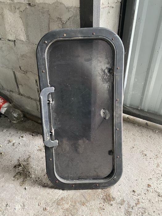 Продам люк на газель