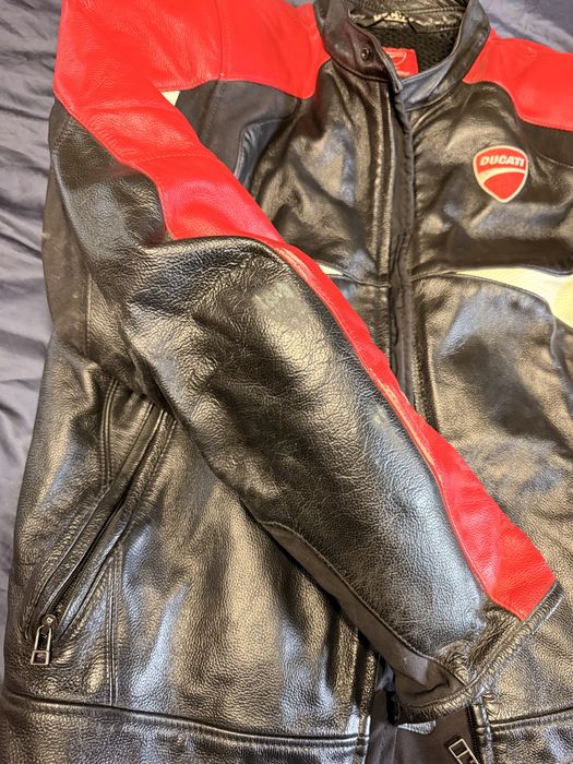 Kurtka skórzana ducati