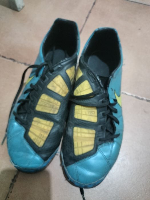 Chuteira total 90