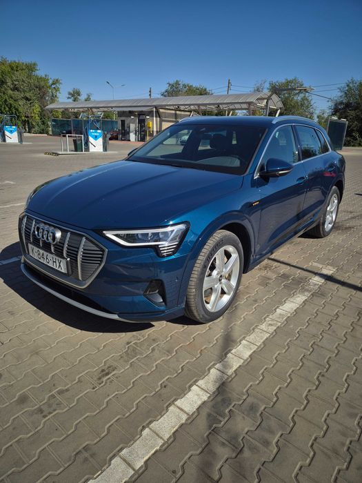 Audi e-tron 2020