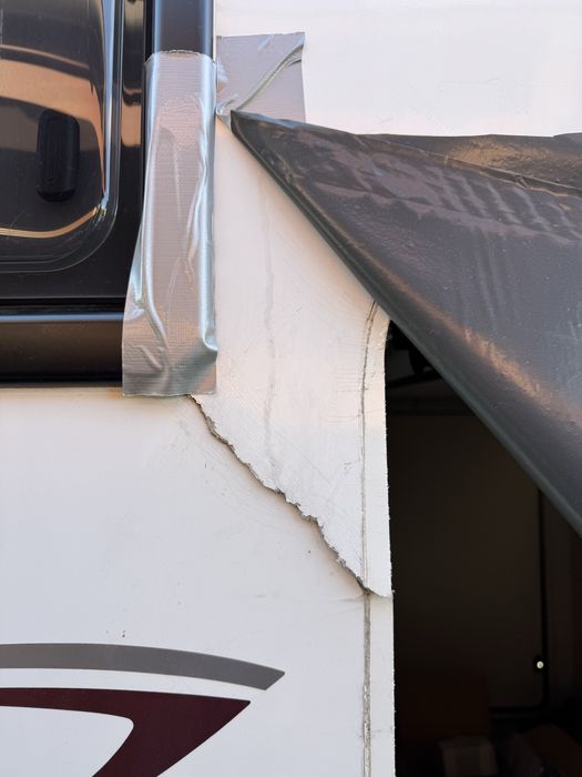 Naprawa zabudowy kampera